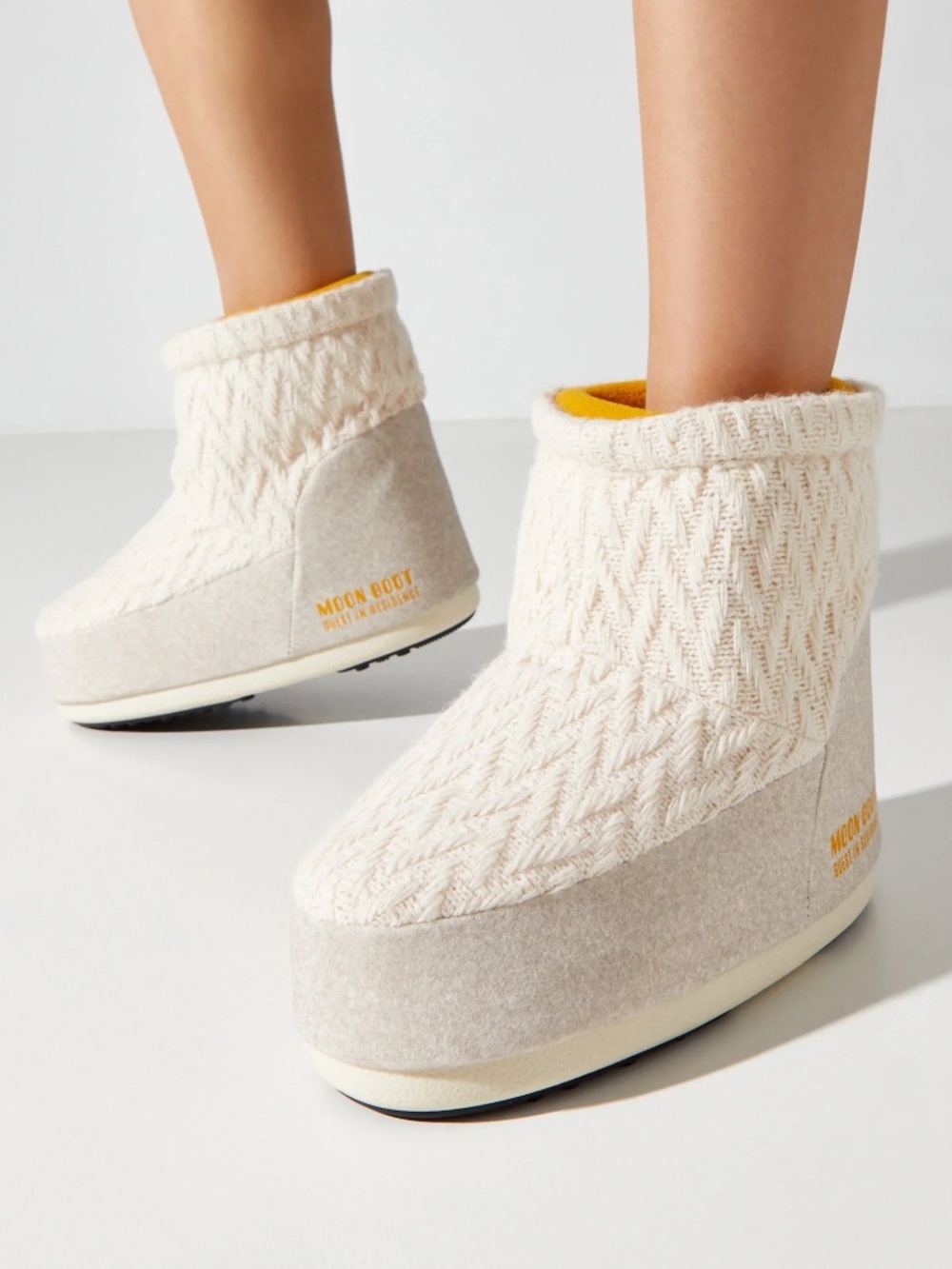 NEW Moon Boot x Guest in Residence white Icon low boots women's US 8/9.5 shoe